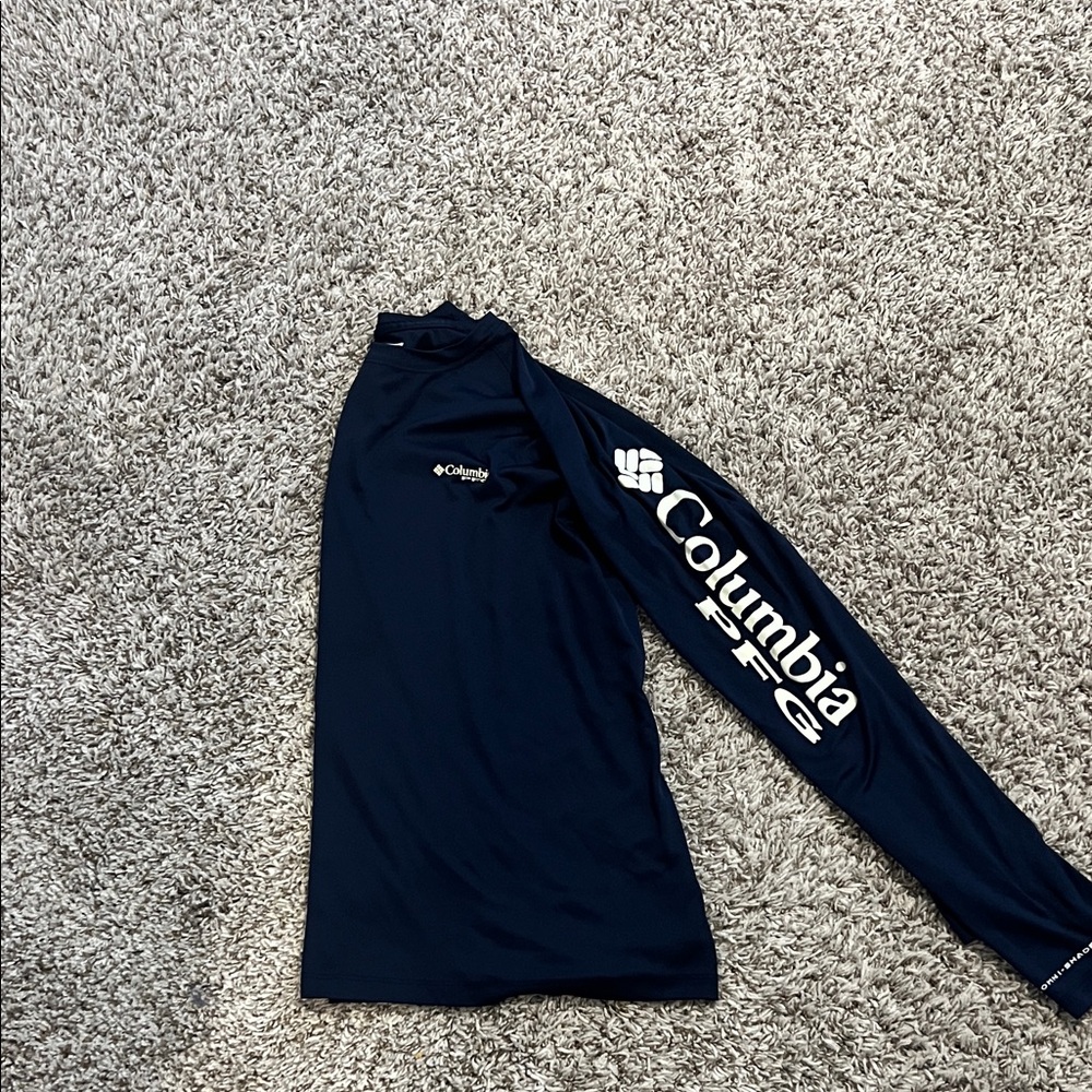 Columbia Dark Blue Women’s Performance Shirt